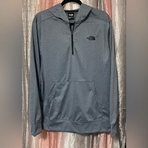 The North Face Pullover Size Large NWOT